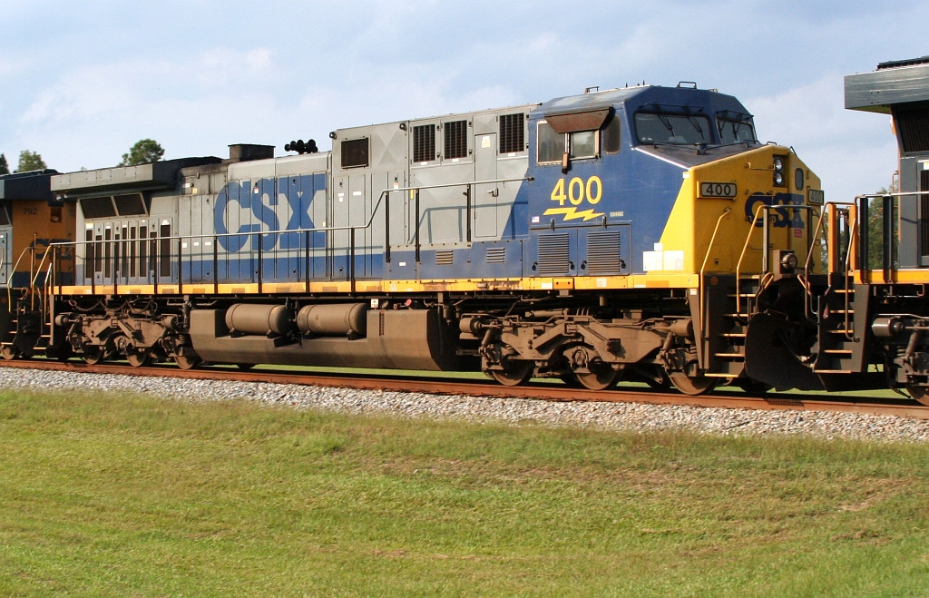 CSX 400 on NB empty coal train